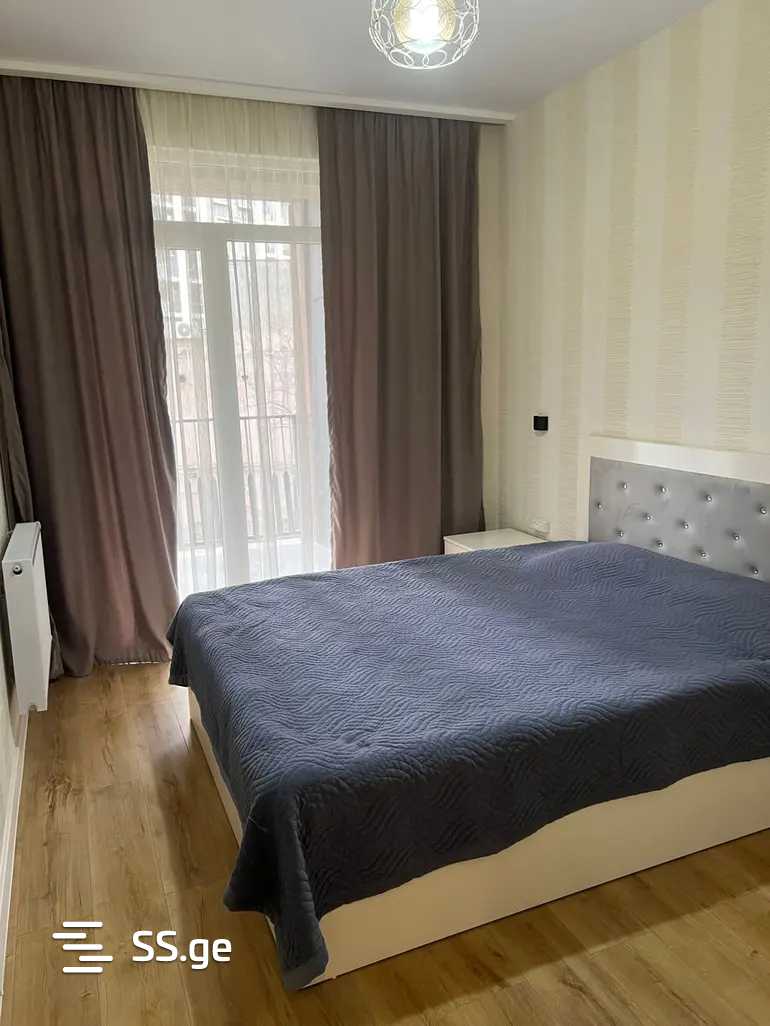 tsulukidze st. 1 - 3 rooms