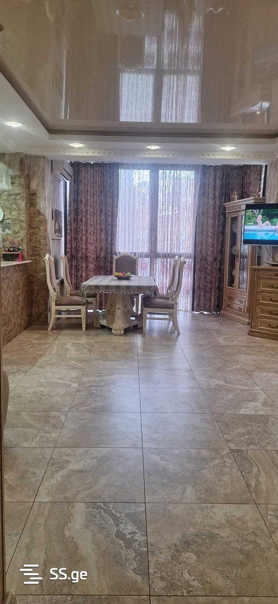 gagarin st. - 3 rooms