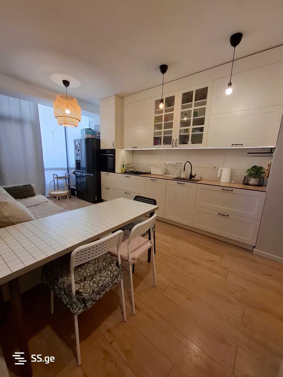 Z. Anjafaridze st. - 3 rooms