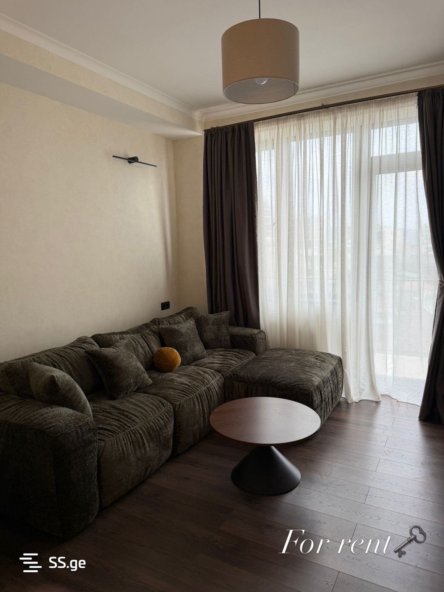 n. zhvania st. 10 - 3 rooms