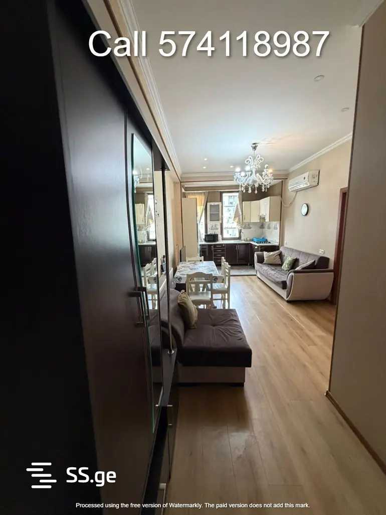 zurab zhvania square - 3 rooms