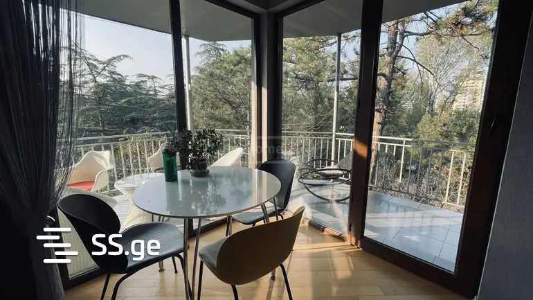 t. tabidze st. - 4 rooms