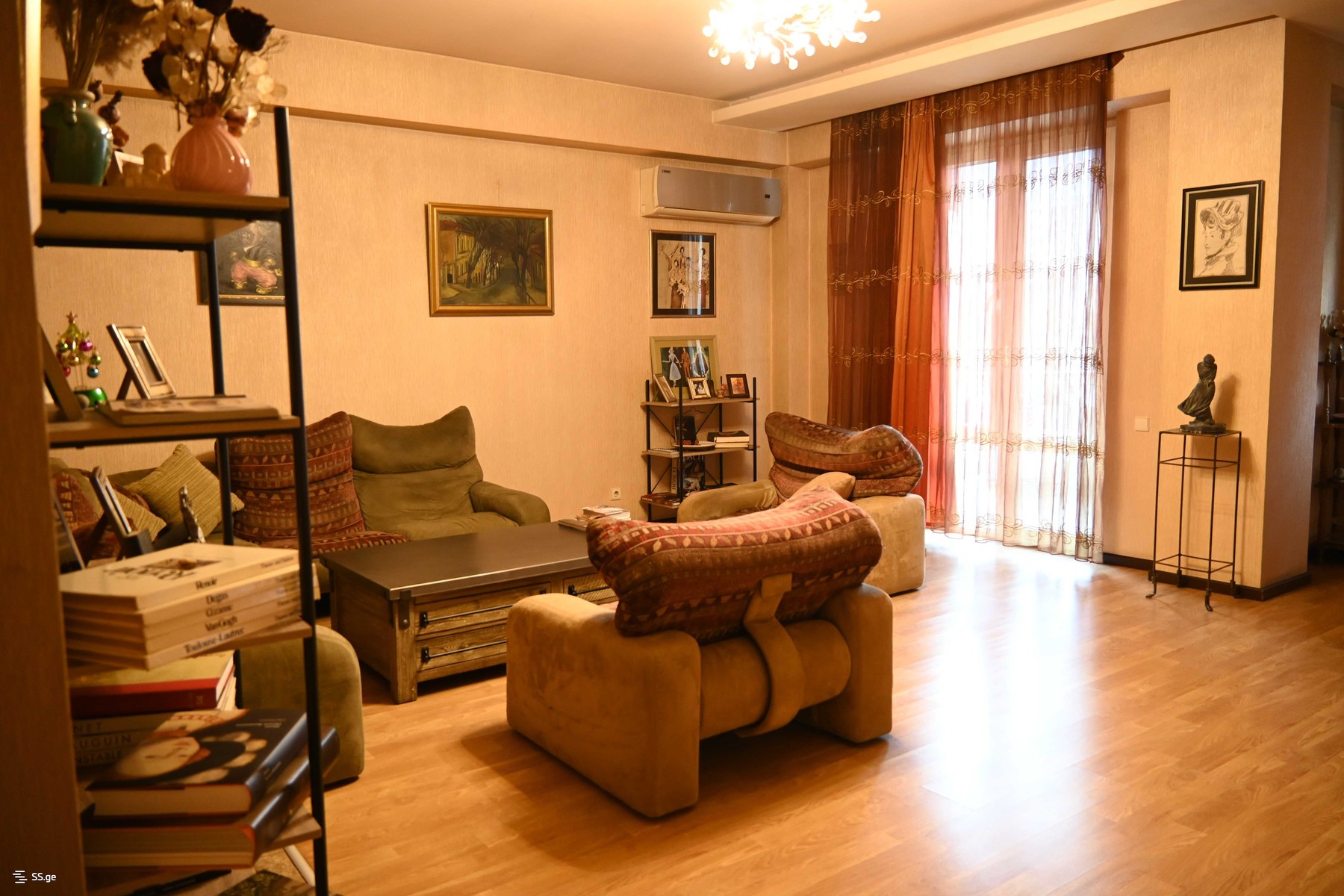 napareuli st. 0 - 3 rooms