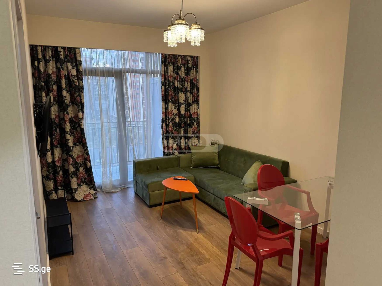 Vepkhistkaosnis st. 00 - 3 rooms