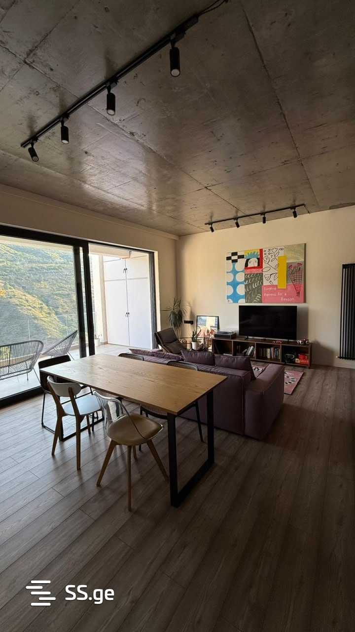 Квартира universiteti st.