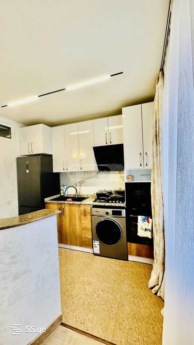 Sh. Inasaridze St. 1 - 4 rooms