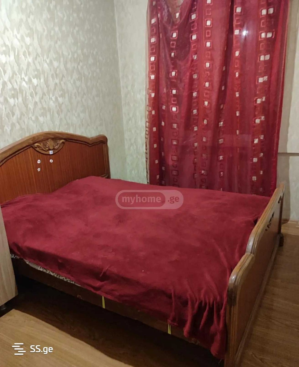 chkondideli st. 22 - 2 rooms