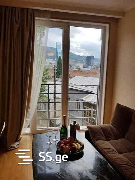 Квартира cinamdzgrishvili st.