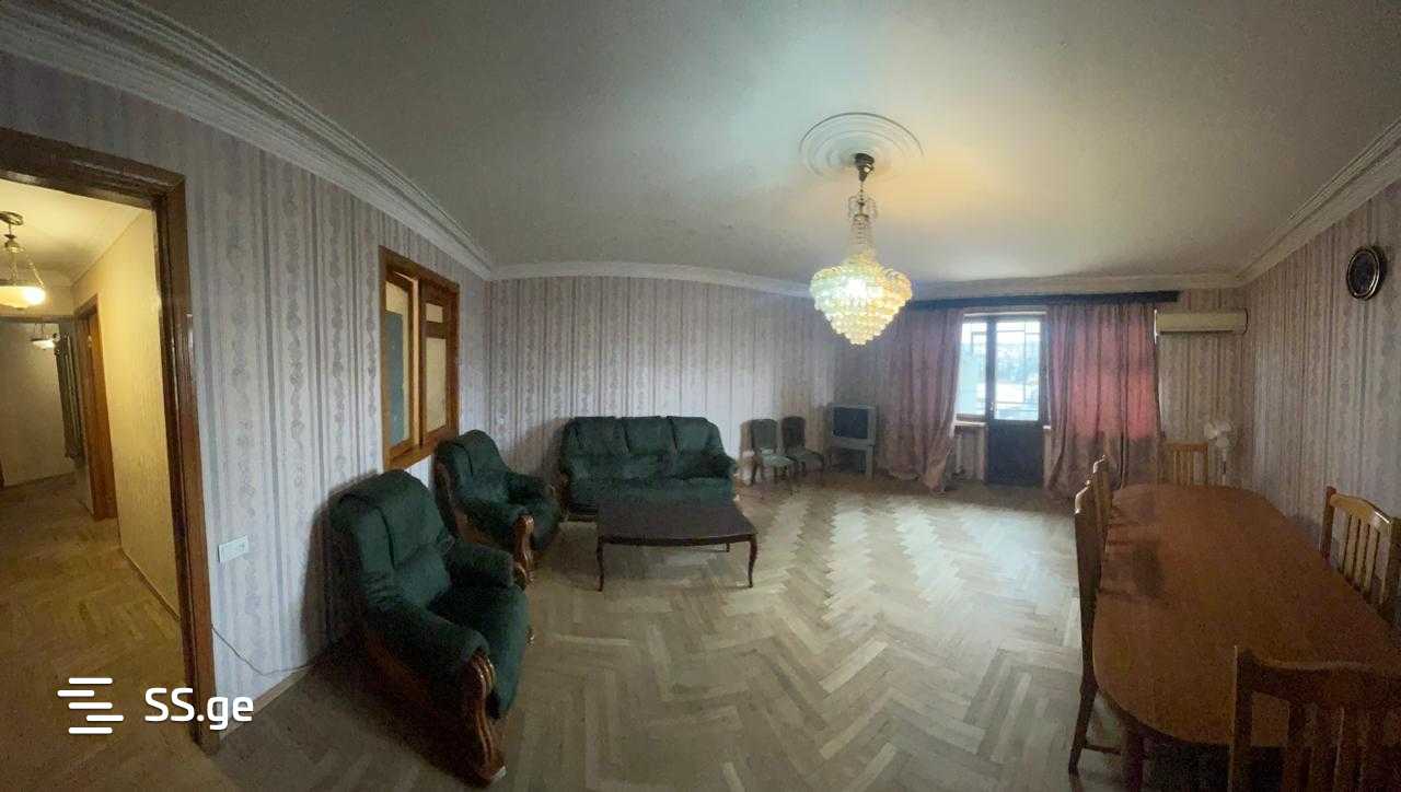 Квартира a.wereTlis avenue 77