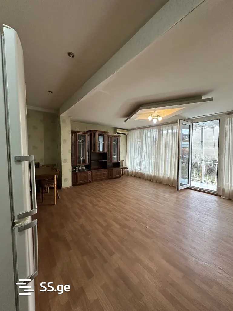 G. Guramishvili st. 39 - 5 rooms