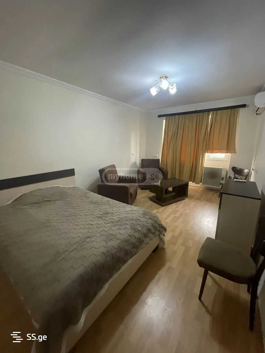 a.wereTlis avenue - 1 rooms