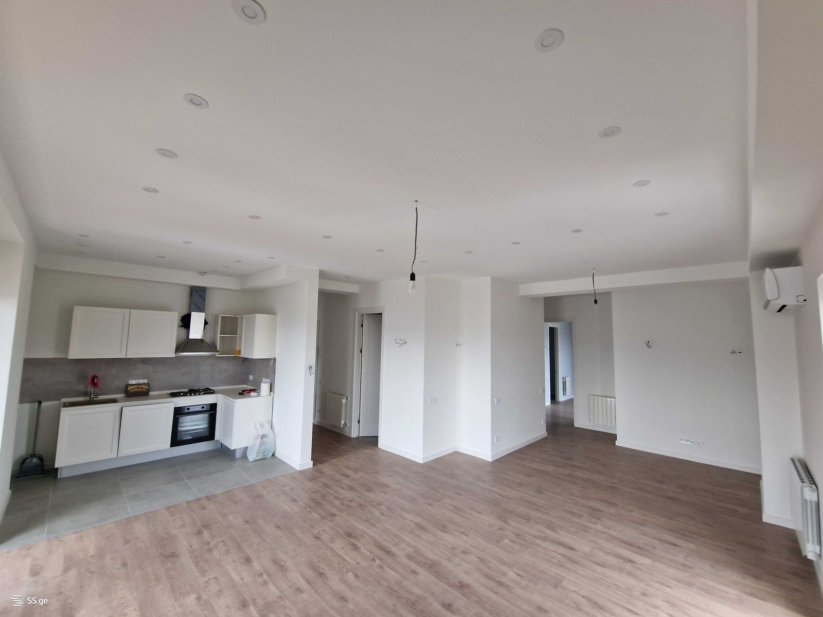 Marshal Archil Gelovani Ave. - 3 rooms