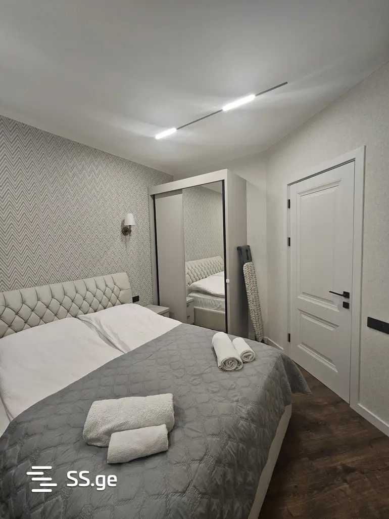 t. eristavi st. (Sanzona) 2 - 2 rooms