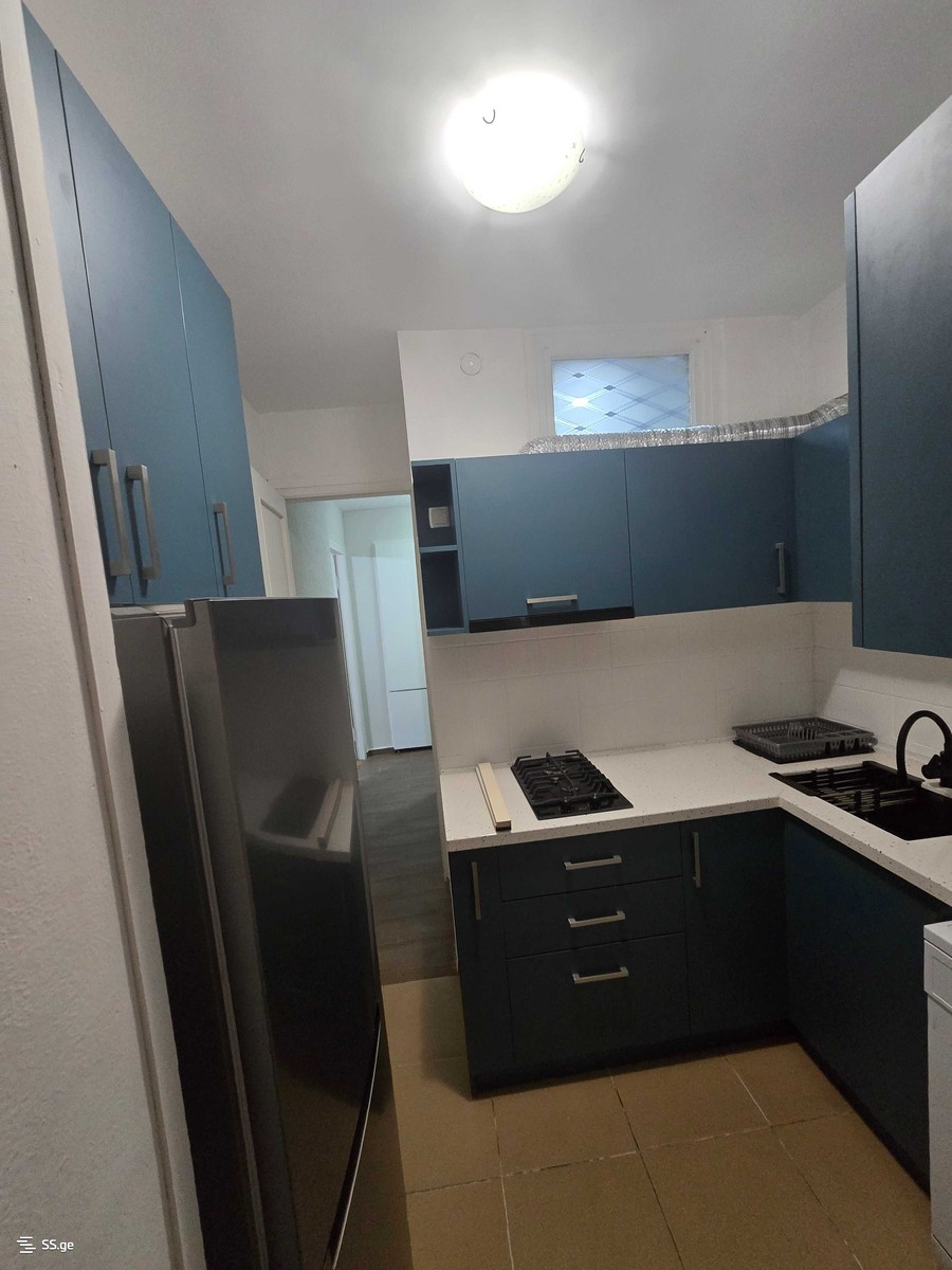 a.wereTlis avenue 55 - 3 rooms