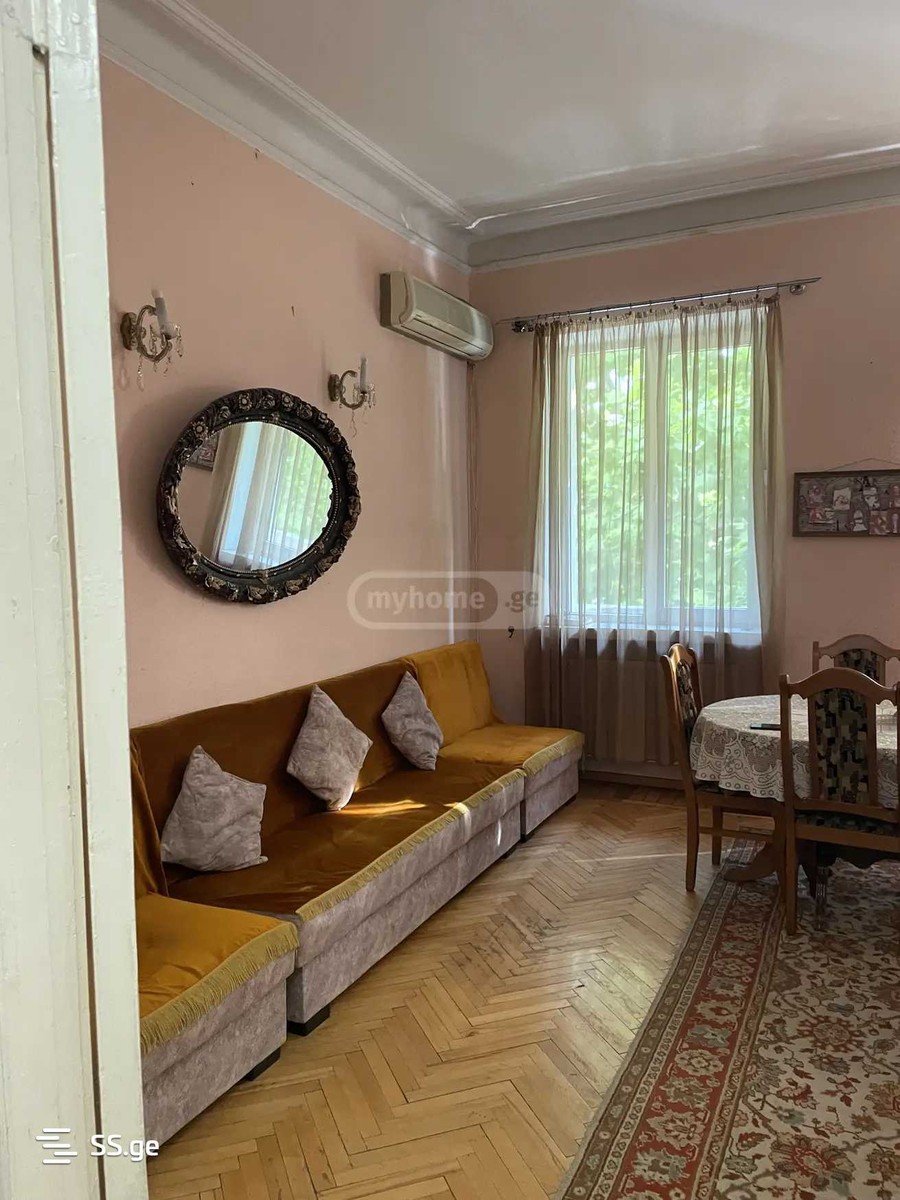kostava st. - 3 rooms