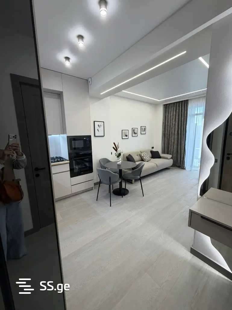 navtlugi st. 10 - 2 rooms