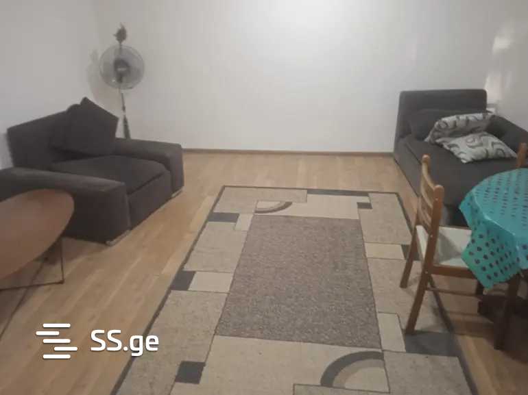 manjgaladze st. - 3 rooms