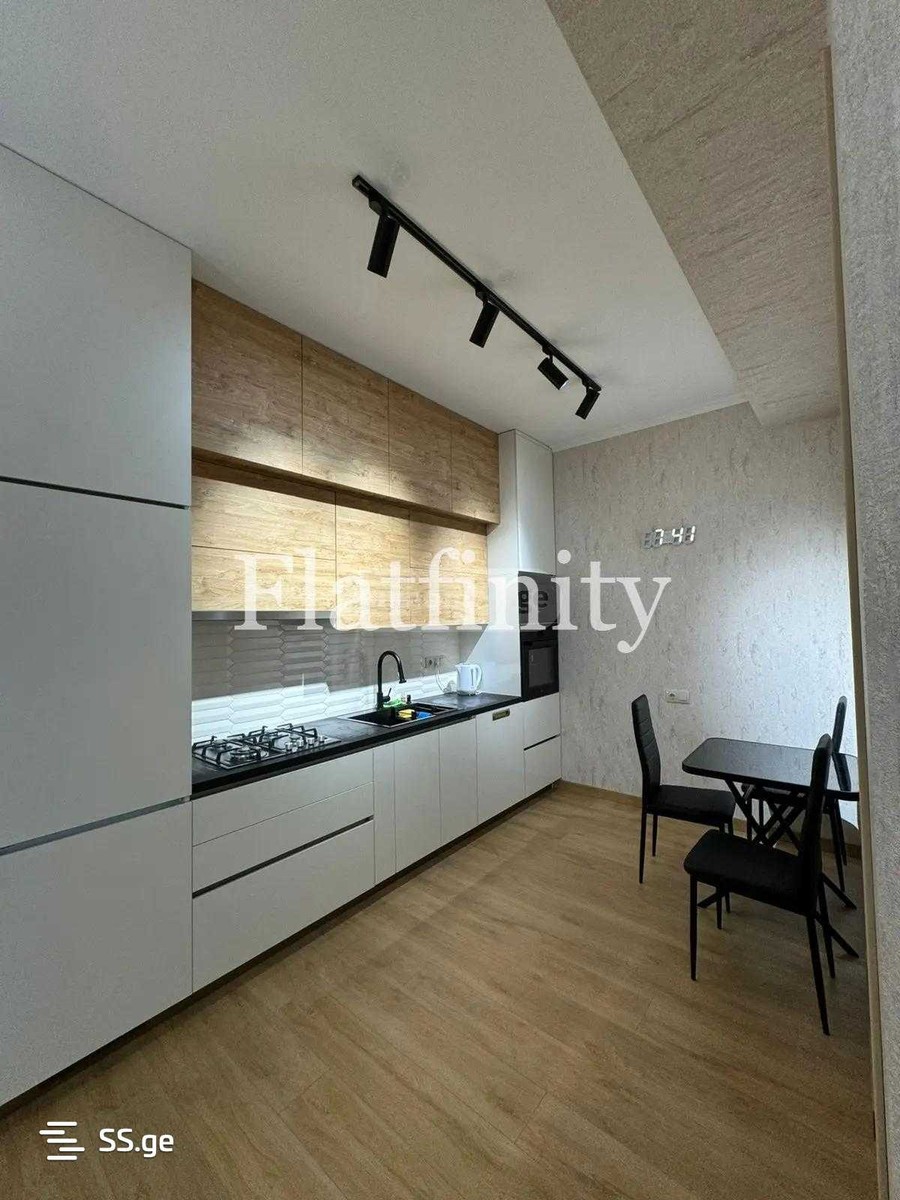 mckheta st. - 3 rooms