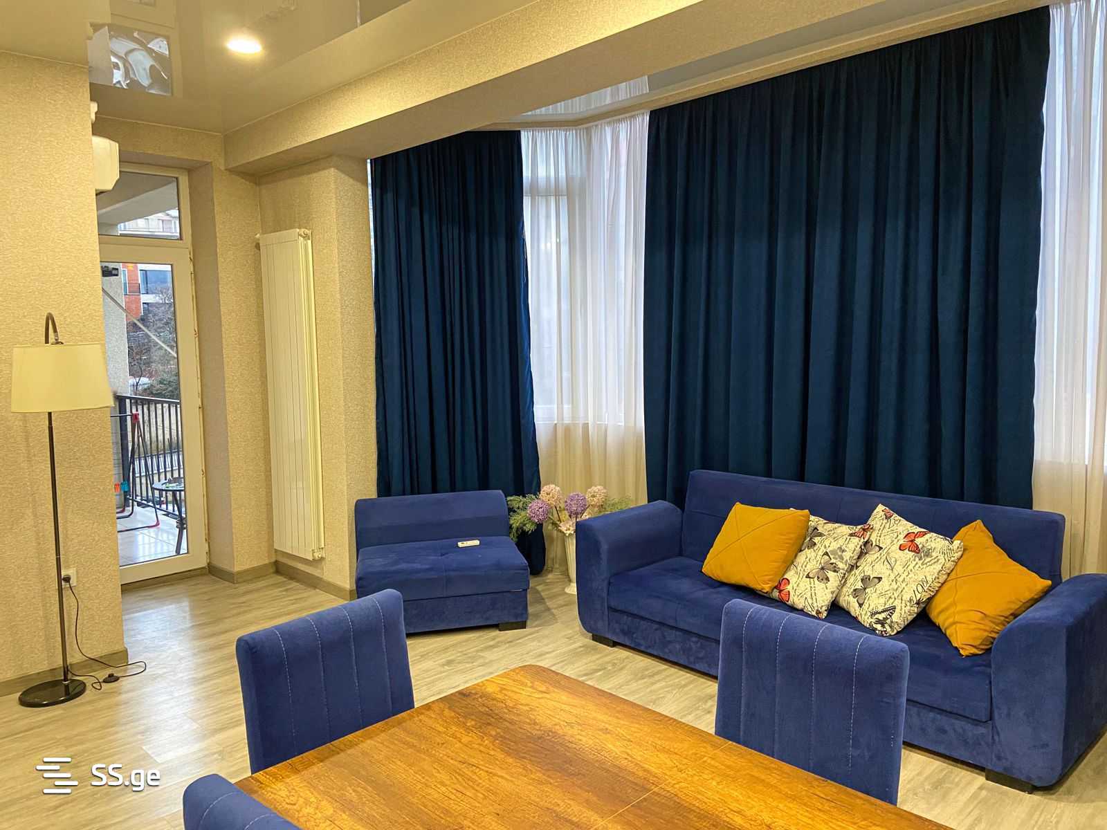 n. zhvania st. 8 - 2 rooms