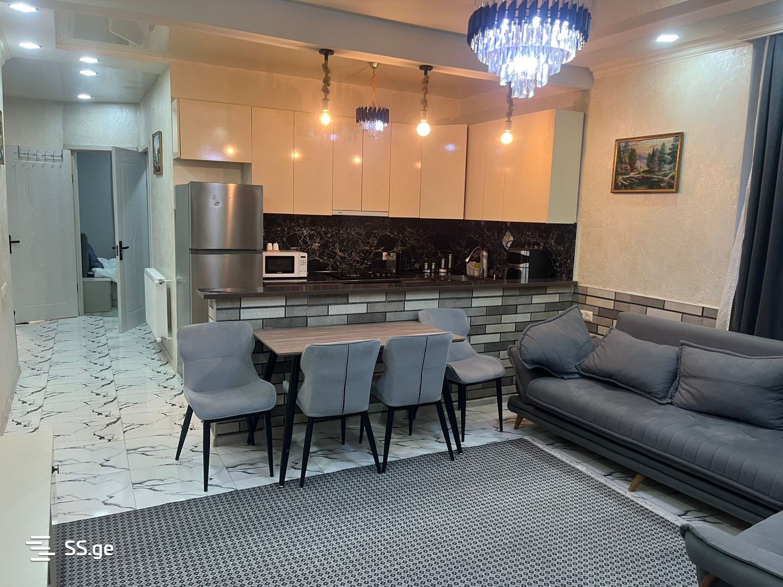 Sh. Inasaridze St. 6 - 3 rooms