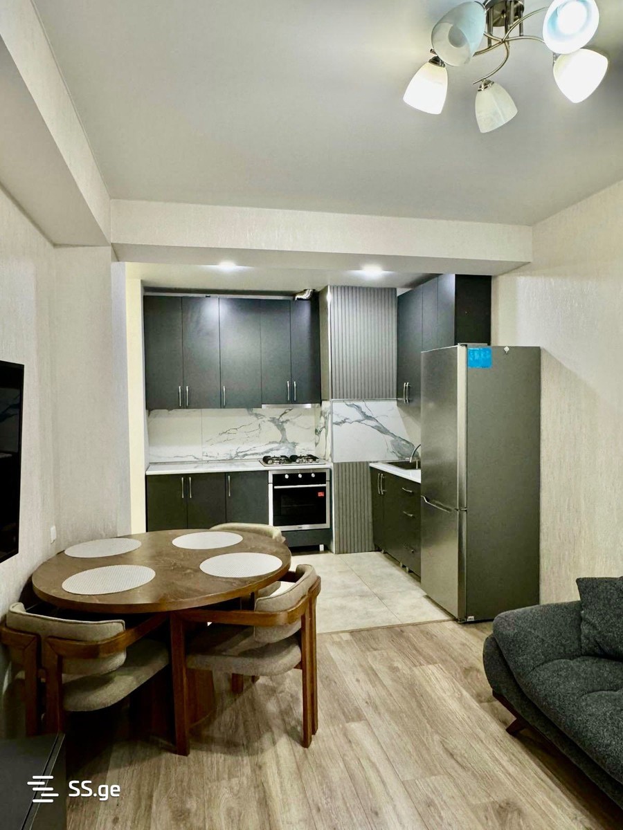 parnavaz mepe avenue 26ა - 3 rooms