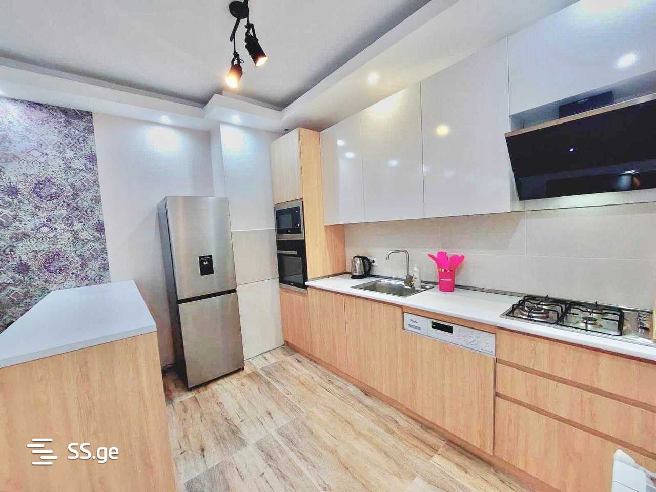 aslanidi st. 12 - 2 rooms