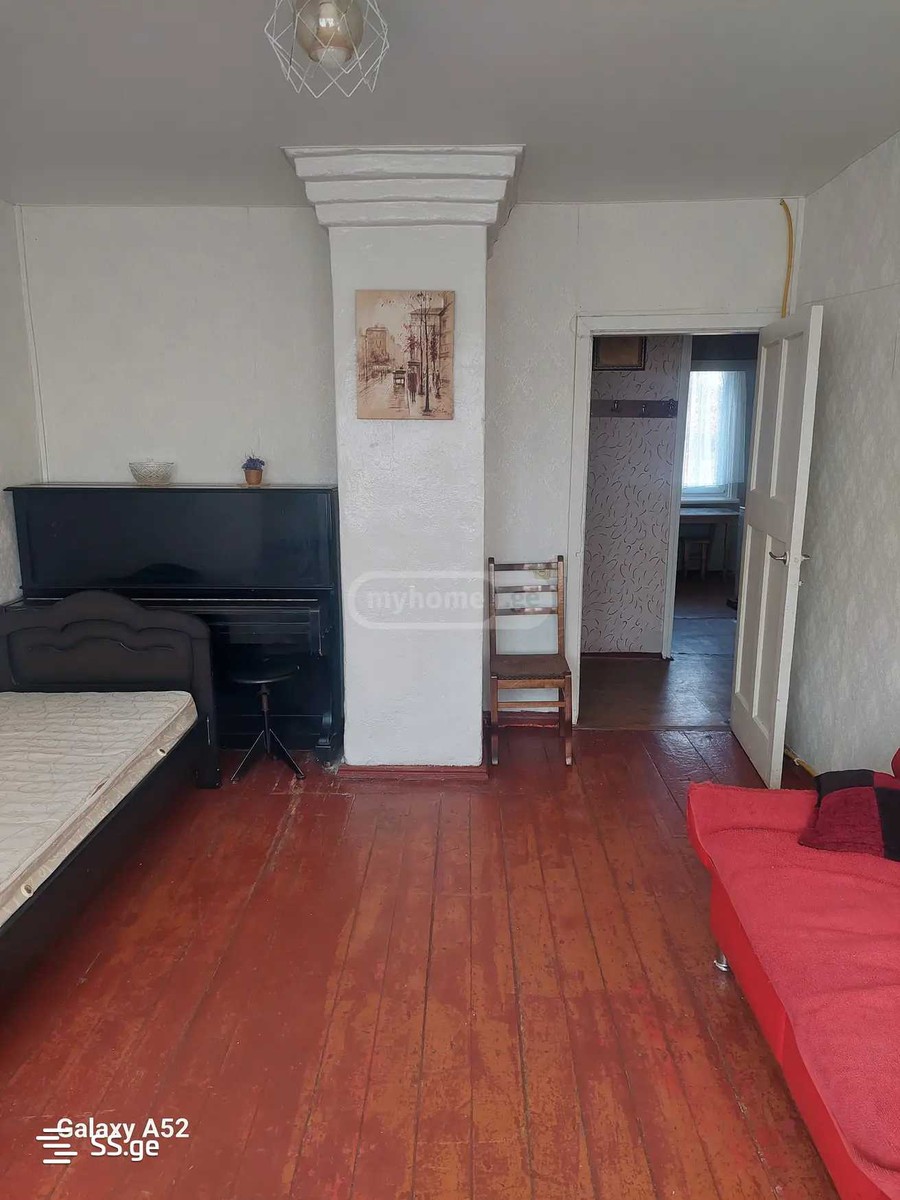 ushakov st. 5 - 2 rooms