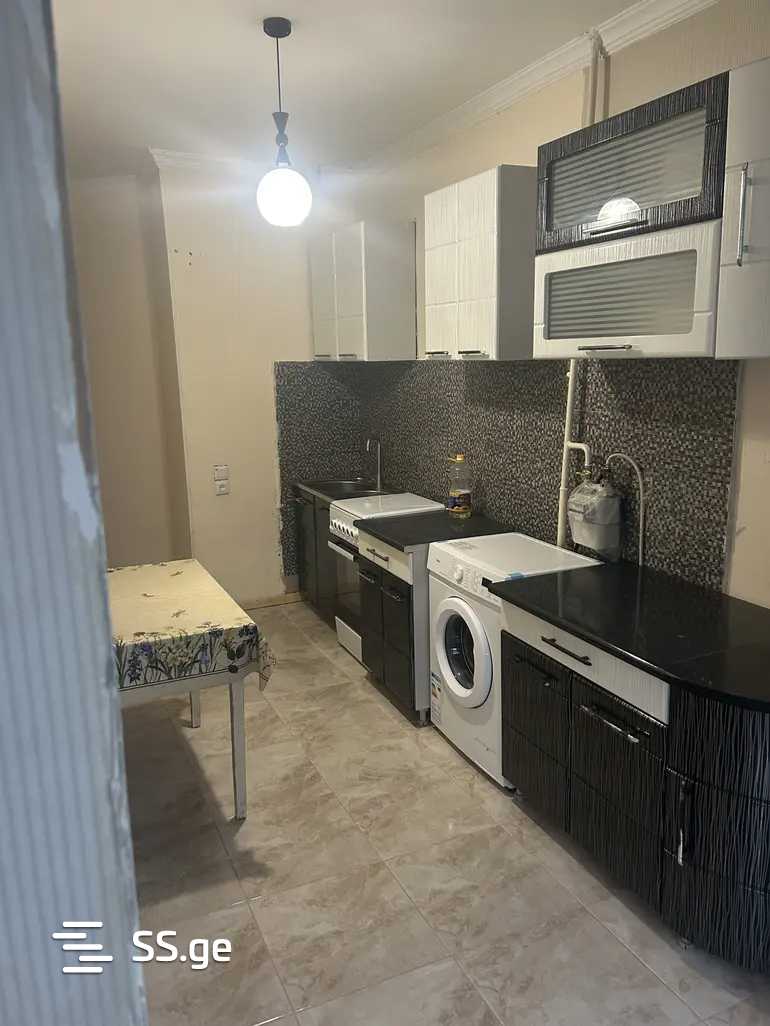 Beri Gabriel Salosi Ave. - 3 rooms