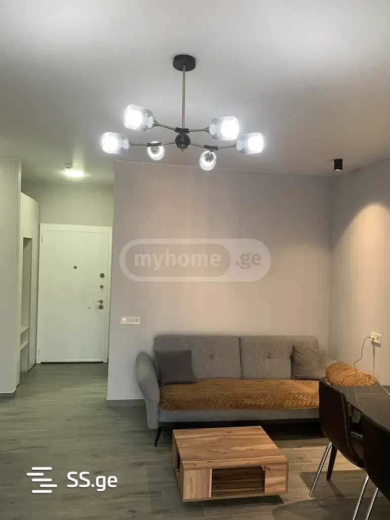 Bob walsh st. - 3 rooms