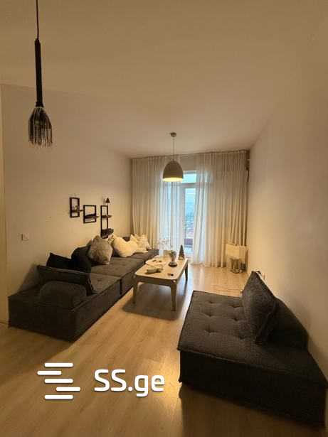 Bob walsh st. - 3 rooms