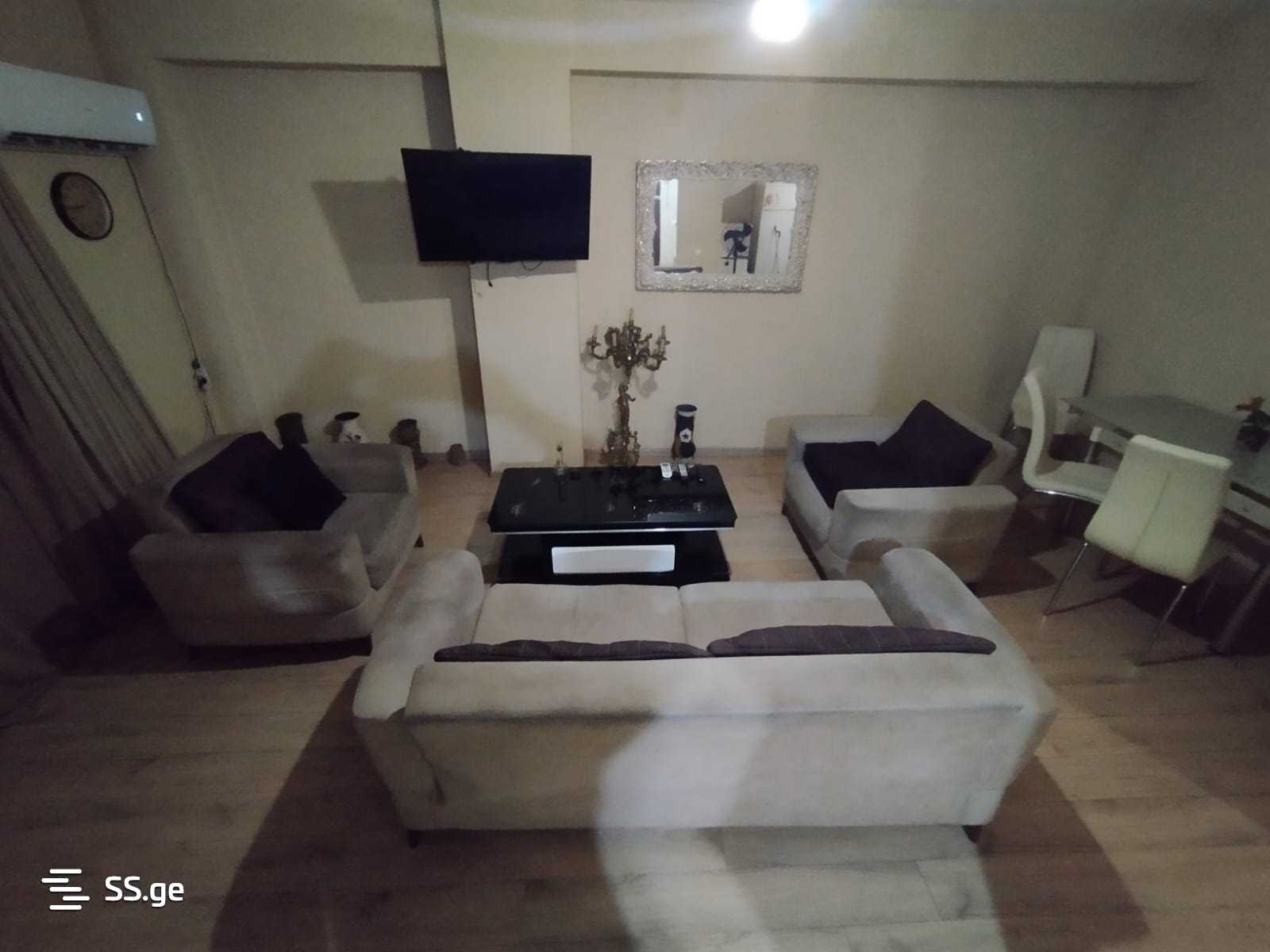 t. eristavi st. (Sanzona) - 3 rooms