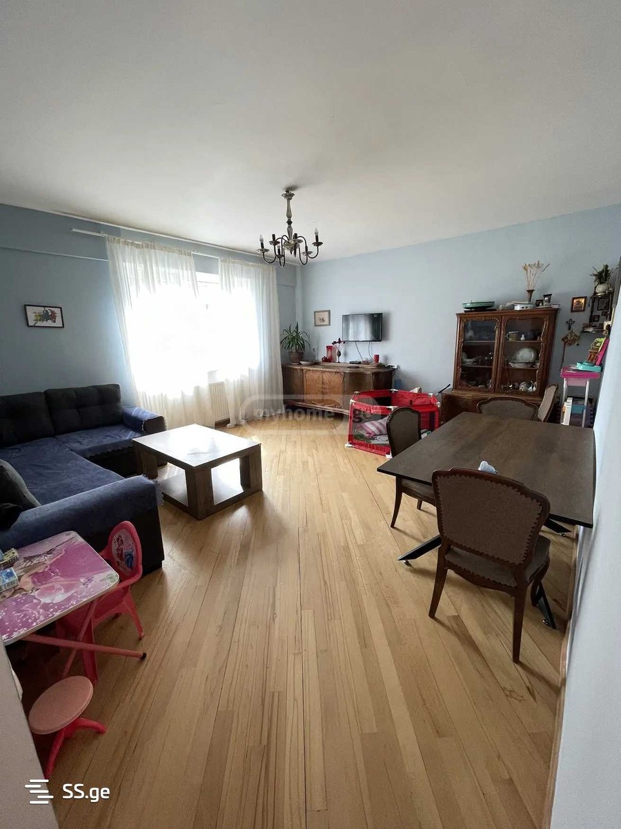 Mirian Mephe st. - 4 rooms