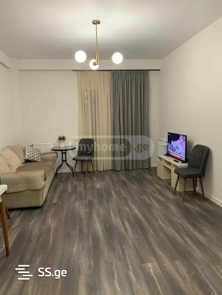 chkondideli st. 40 - 2 rooms