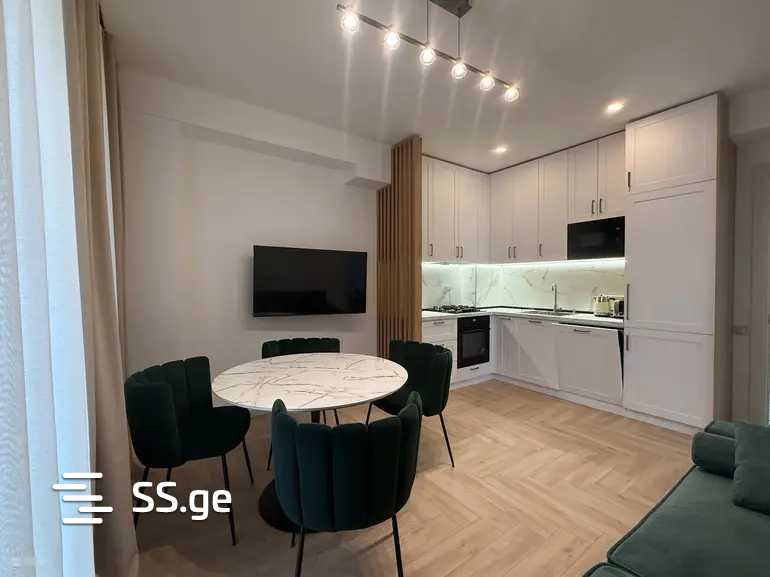 navtlugi st. 10 - 3 rooms