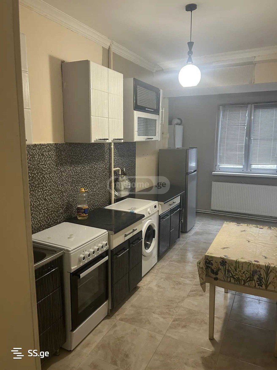 Beri Gabriel Salosi Ave. 0 - 3 rooms