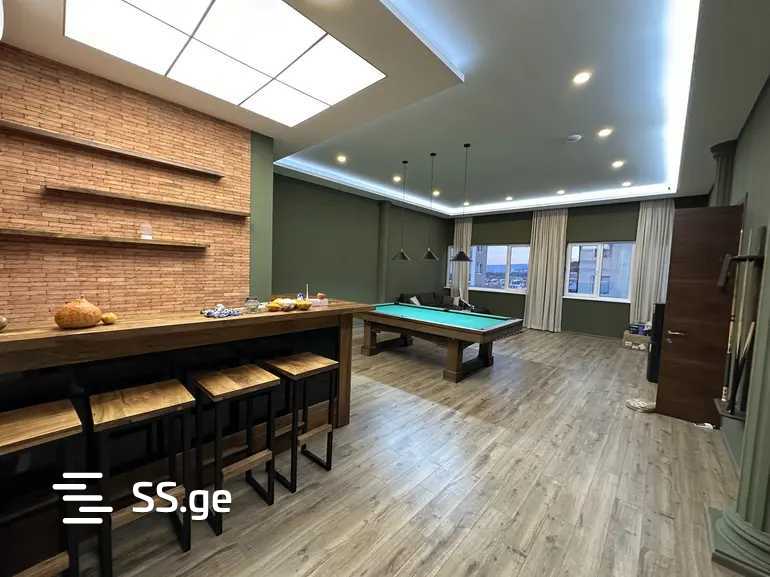 Mirian Mephe st. 96 - 6 rooms