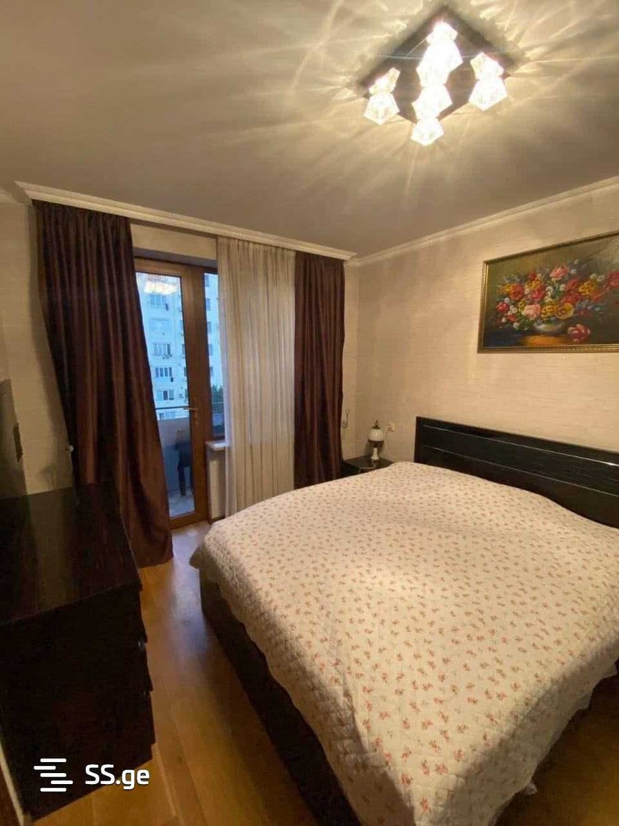 Vazisubnis dasaxleba - 3 rooms