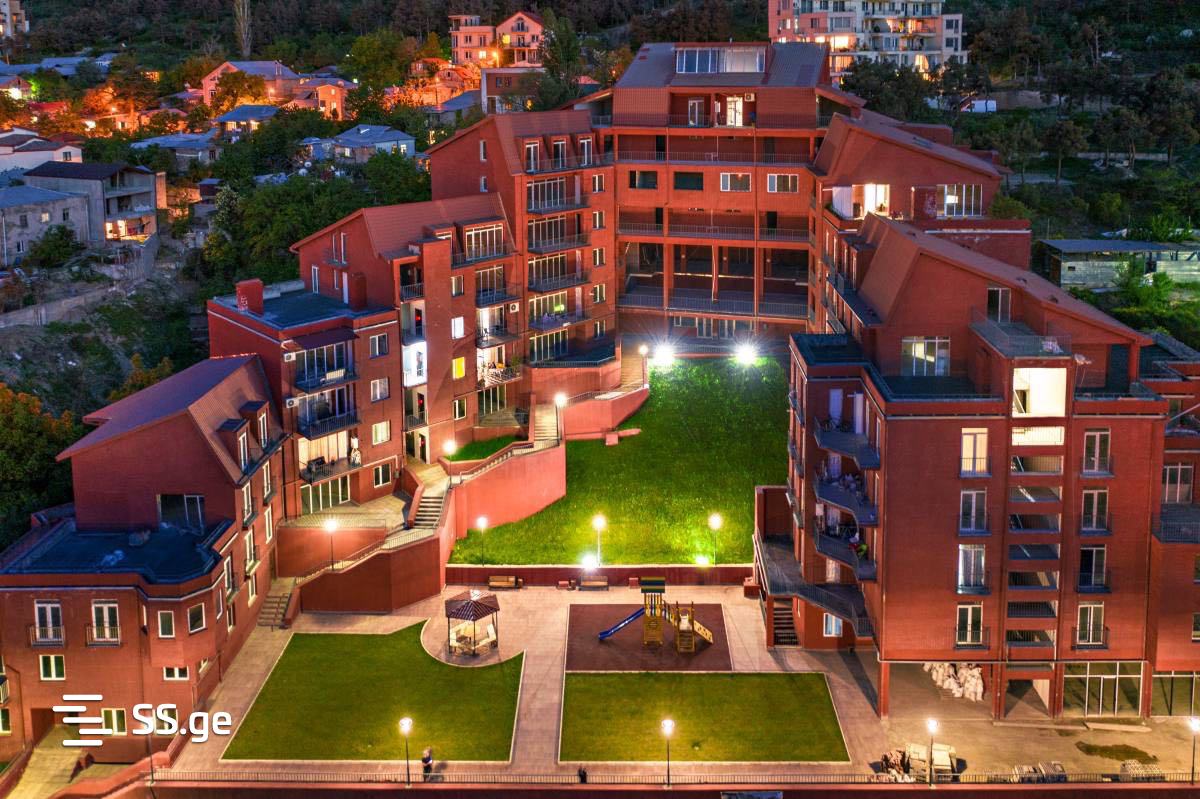 varaziskhevi st. - 4 rooms