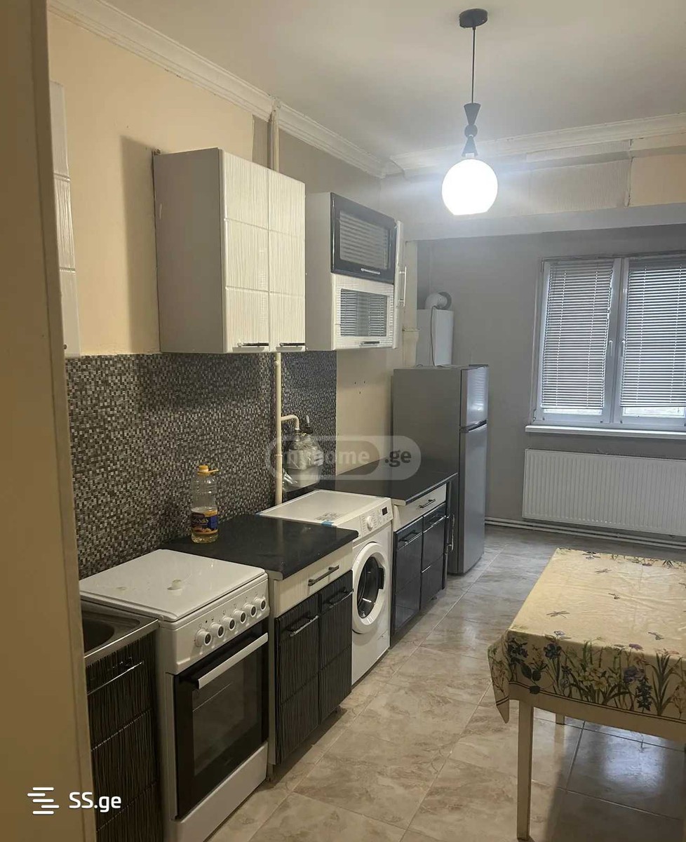 Beri Gabriel Salosi Ave. 151 - 3 rooms