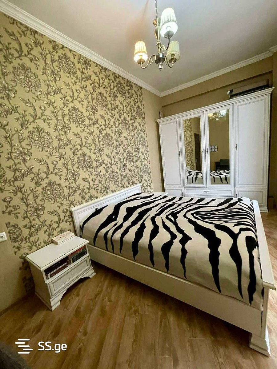 Mirian Mephe st. 75 - 3 rooms