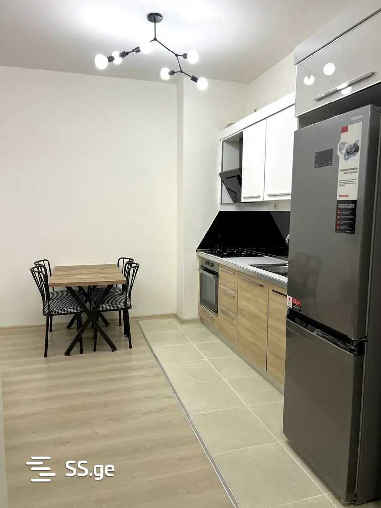 Bob walsh st. - 3 rooms