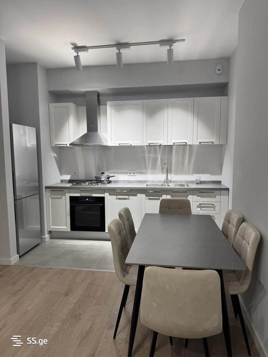 Marshal Archil Gelovani Ave. - 3 rooms