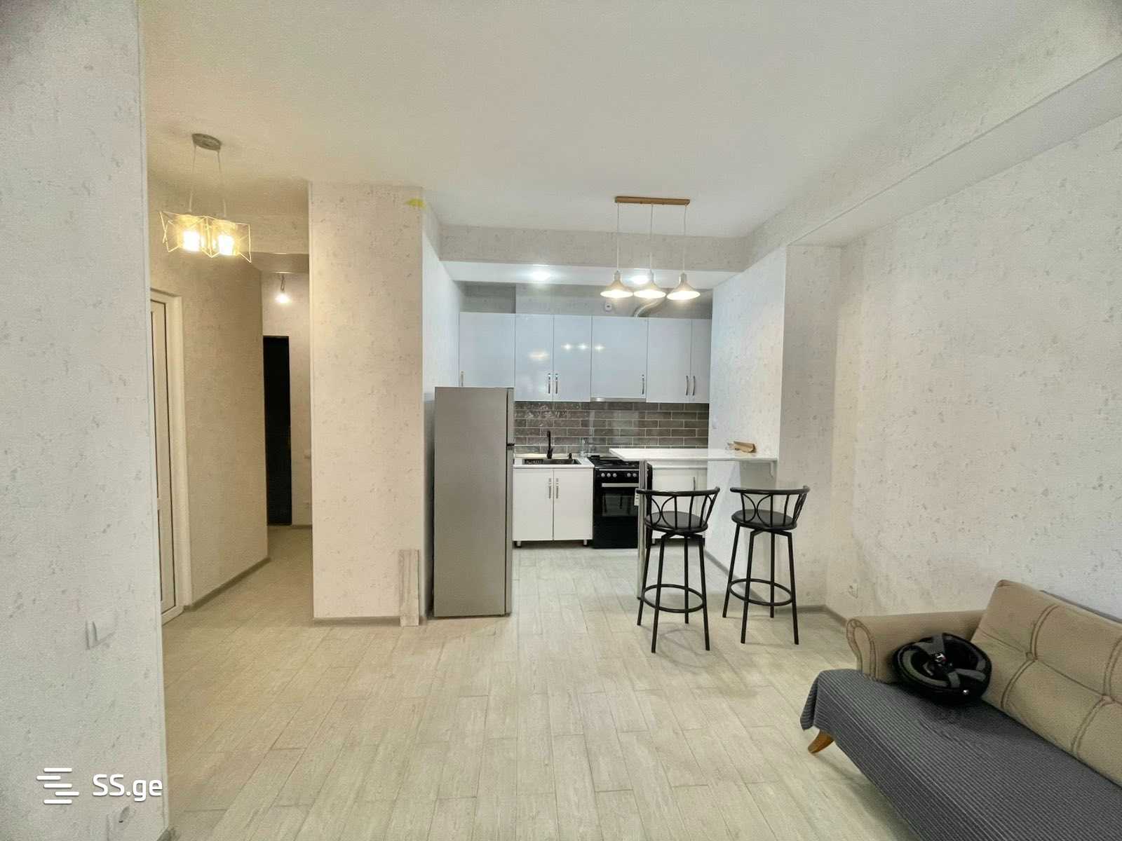 chkondideli st. 44 - 2 rooms