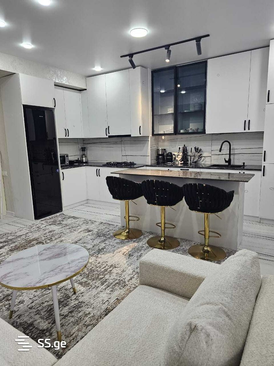 Tamarashvili st. (Saburtalo) 13 - 4 rooms