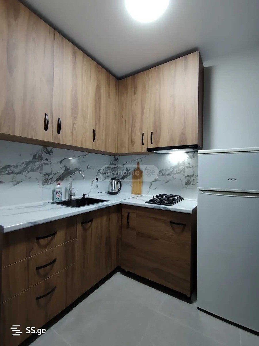 a.wereTlis avenue - 1 rooms