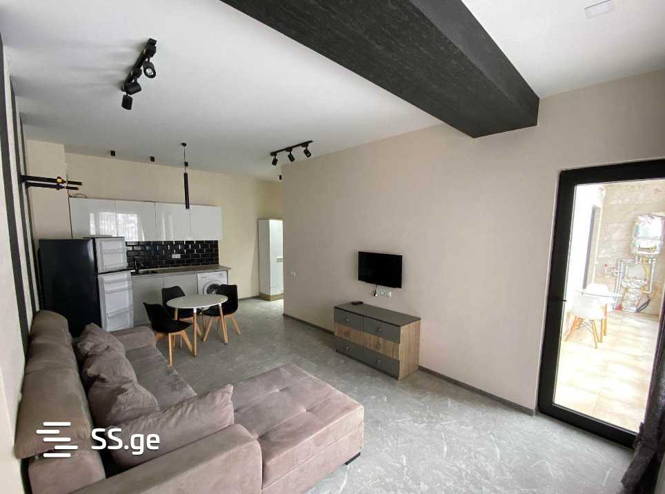 E. Amashukeli st. 14 - 3 rooms