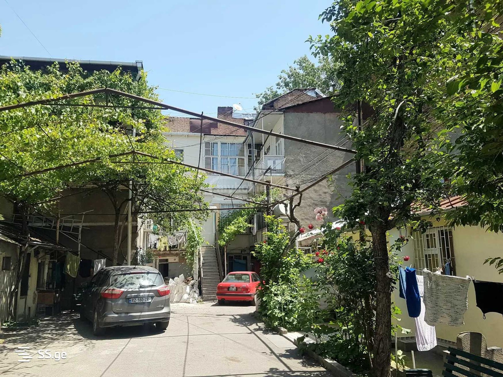 Gogoli st. - 4 rooms