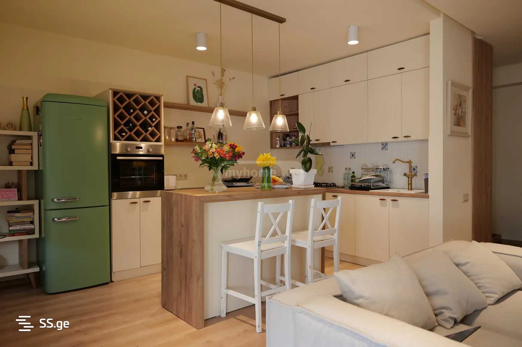 Tinatini st. 32 - 2 rooms