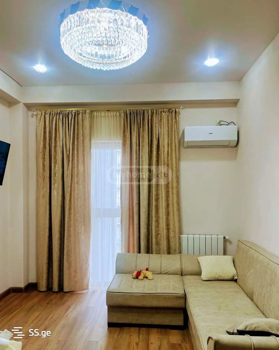 chkondideli st. 34 - 3 rooms