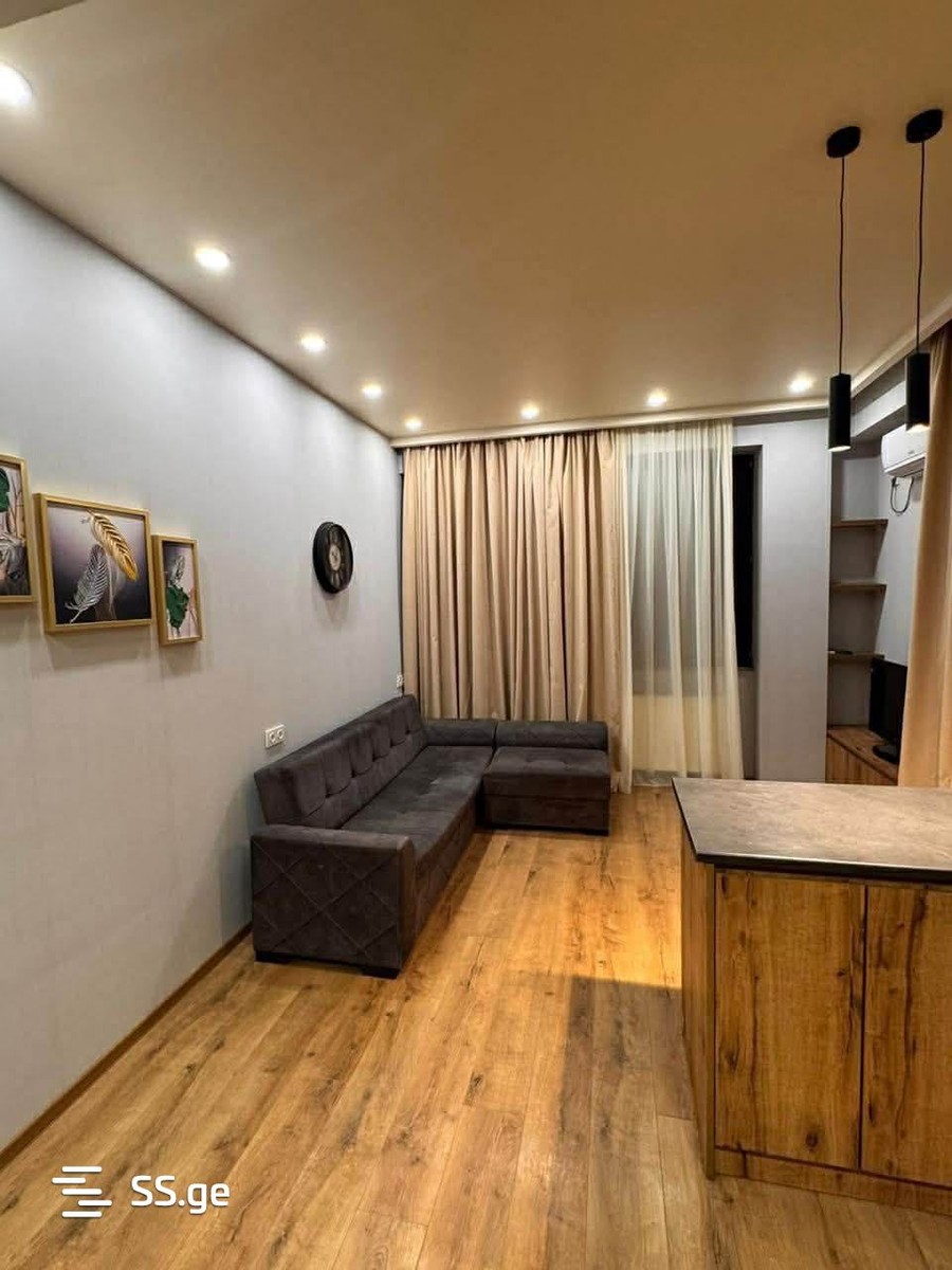 Andronikashvili st. 13 - 2 rooms